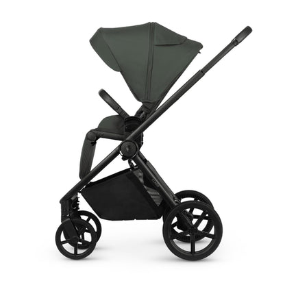 Venicci Claro 2in1 Reisesystem inklusive Kinderwagen, Maxi COSI/Cybex Adapter 8-teiliges Bundle - Forest